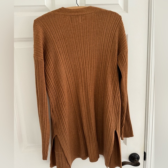 PINK ROSE Caramel Colored Cardigan - Picture 6 of 7